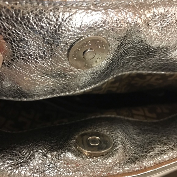 Silver TORY BURCH leather tote - Picture 2 of 8